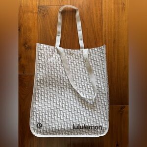Lululemon Holiday Shopping bag- Large